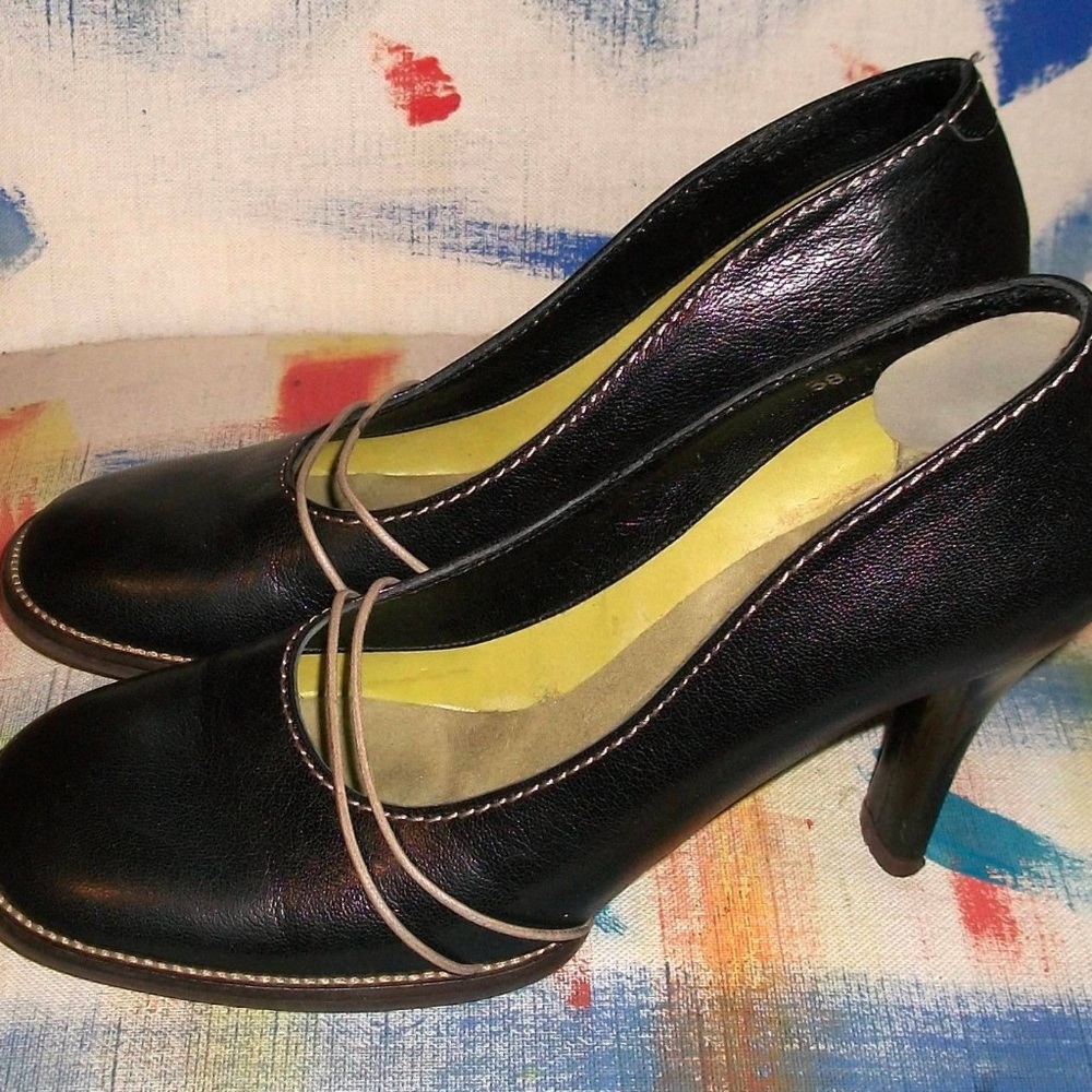 Lisa Nading Handmade Black/brown Leather Pumps
